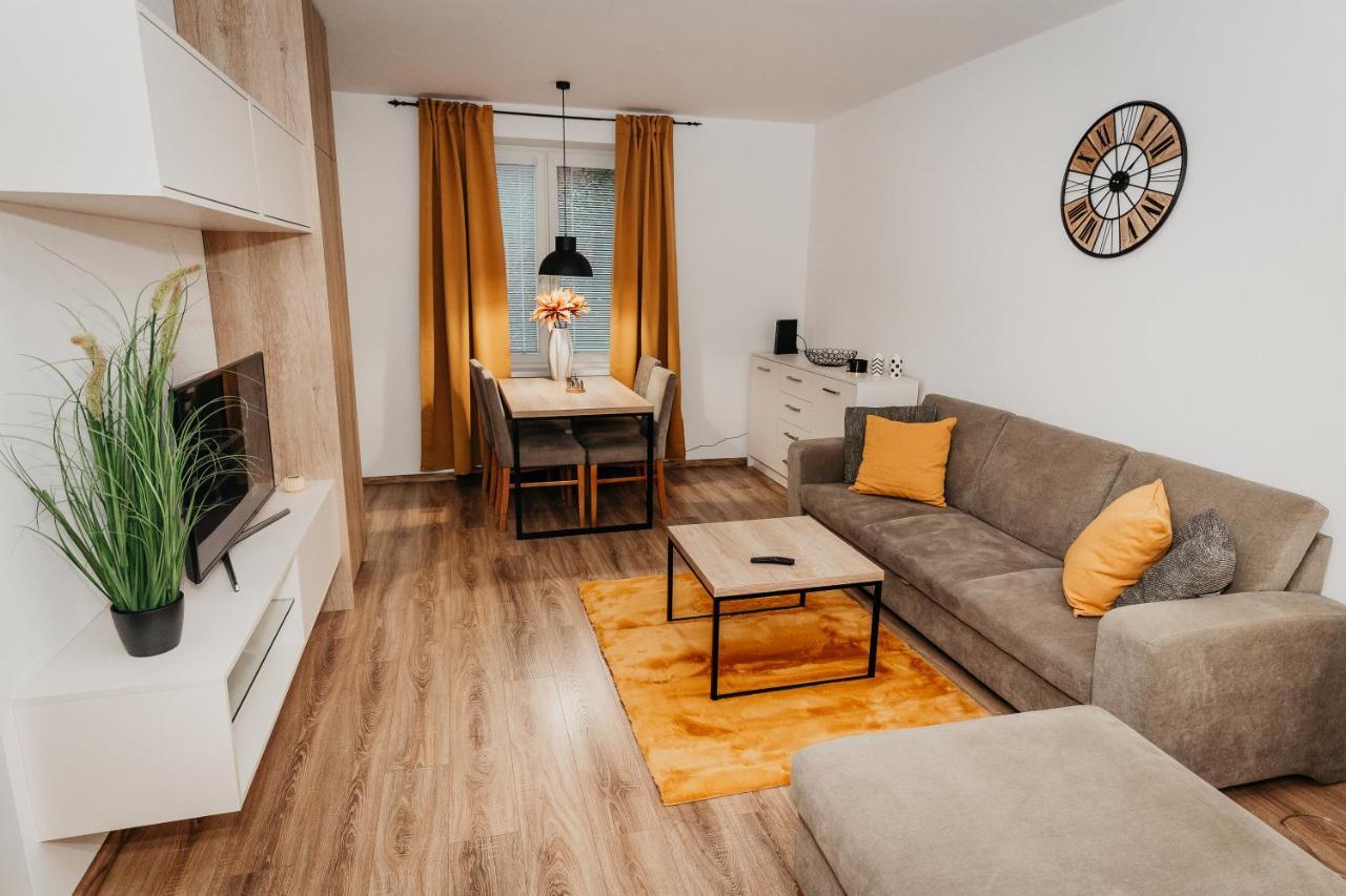 Old Town City Center Apartment 2 - Private Parking Included كَشّا المظهر الخارجي الصورة