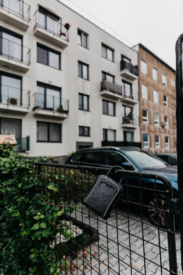 Old Town City Center Apartment 2 - Private Parking Included كَشّا المظهر الخارجي الصورة