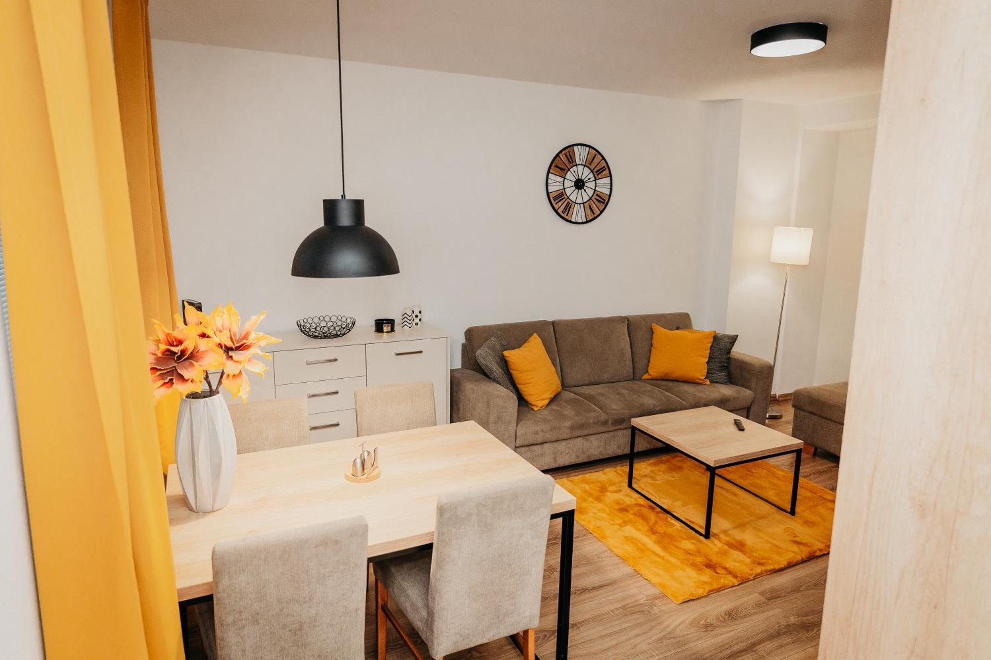 Old Town City Center Apartment 2 - Private Parking Included كَشّا المظهر الخارجي الصورة